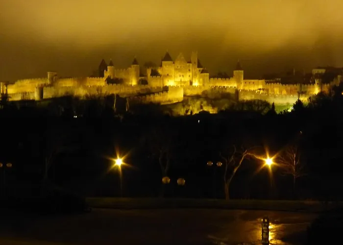 Maison Bellevue Bed & Breakfast *